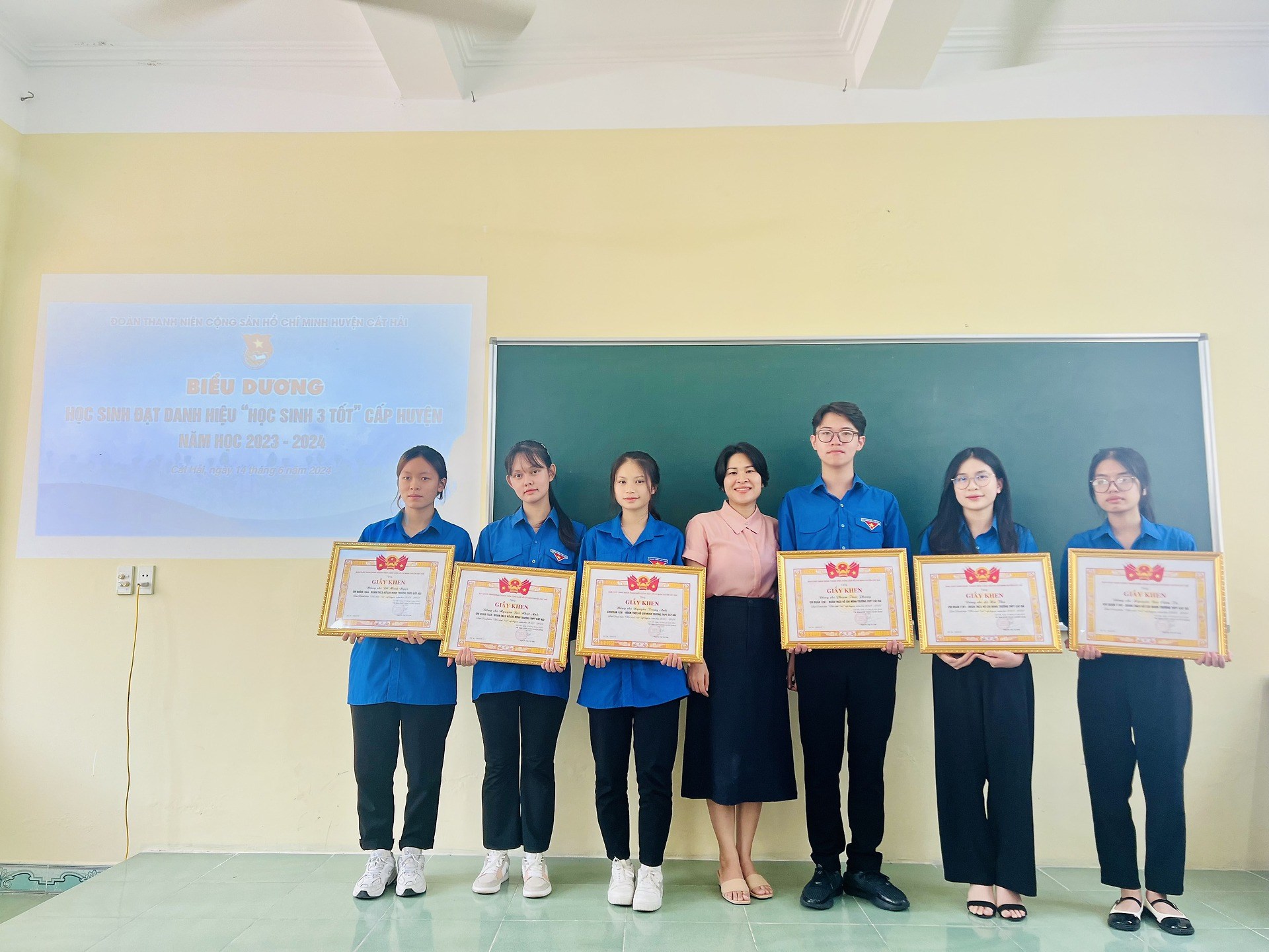 BIỂU DƯƠNG "HỌC SINH 3 TỐT" CẤP HUYỆN NĂM HỌC 2023 - 2024