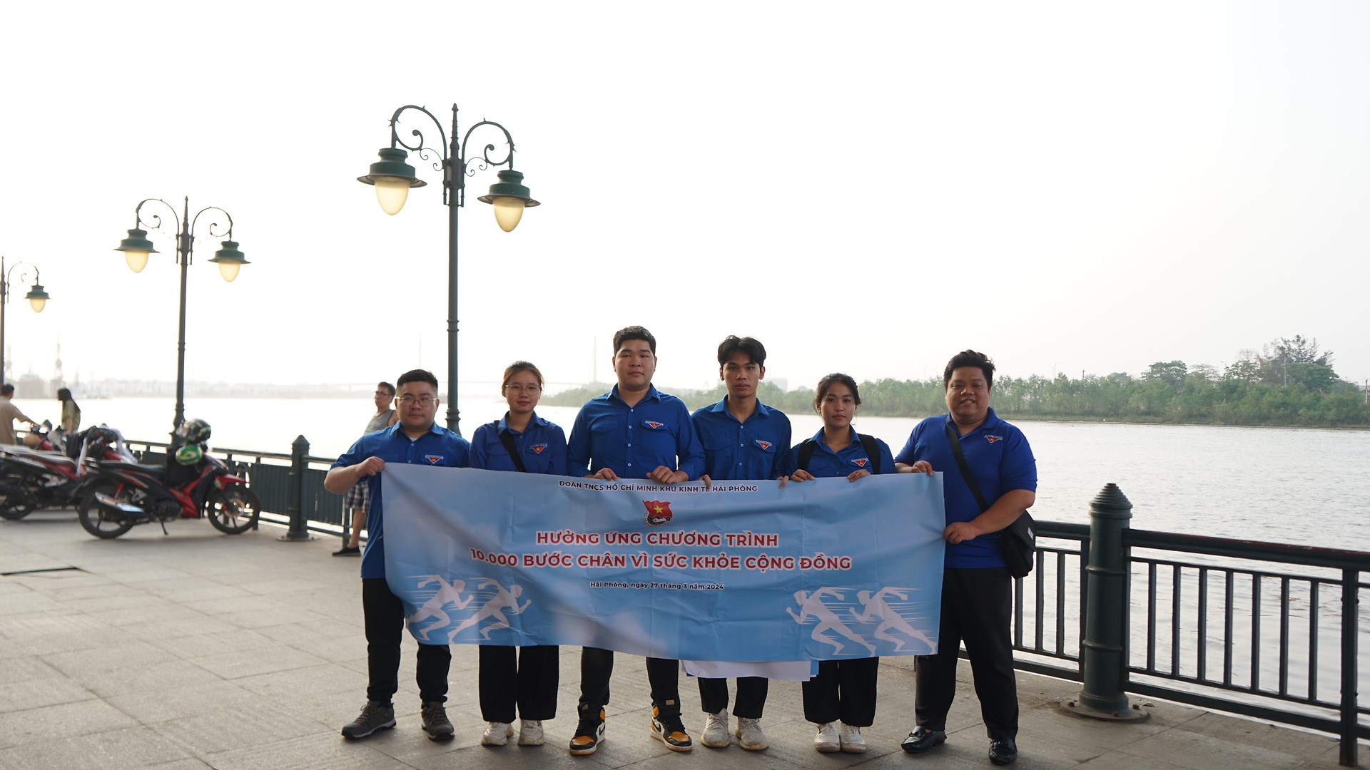Đoàn TNCS Hồ Chí Minh Khu Kinh tế Hải Phòng hưởng ứng Cuộc vận động 10.000 bước chân vì sức khỏe cộng đồng