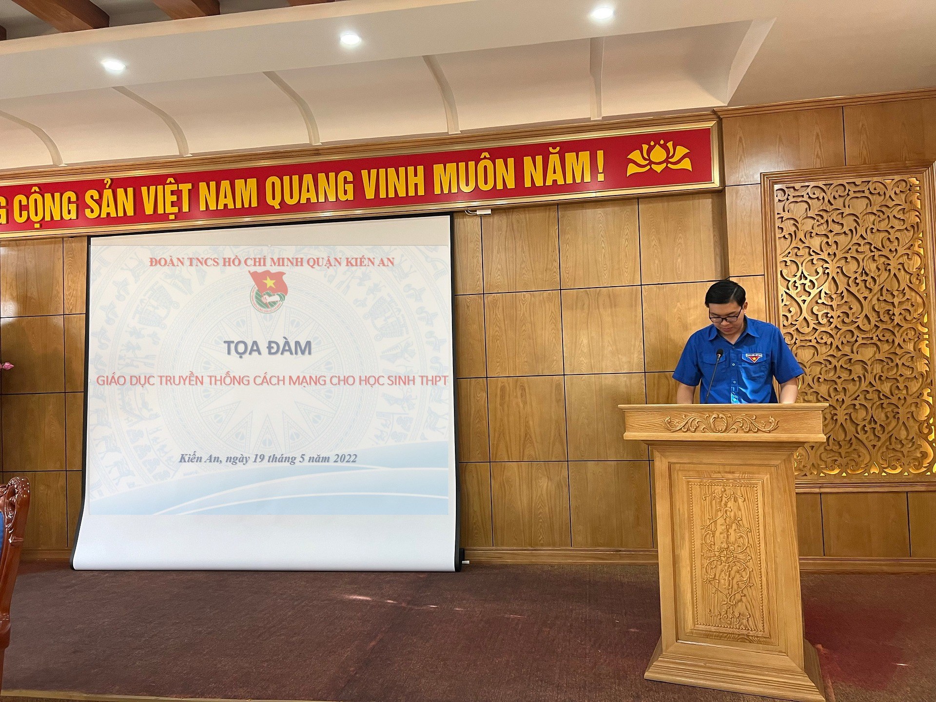 Nâng cao chất lượng giáo dục giáo dục truyền thống cách mạng cho học sinh THPT