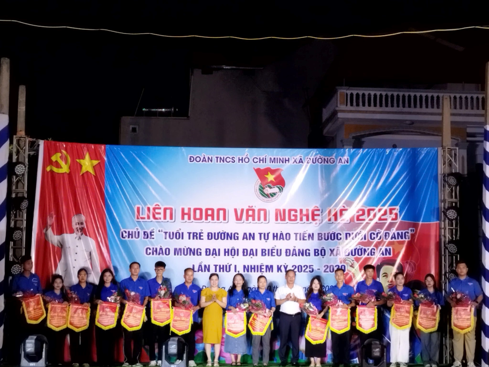 Đường An: Tổ chức thành công Liên hoan văn nghệ hè 2025 với chủ đề: Tuổi trẻ Đường An tự hào tiến bước dưới cờ Đảng, chào mừng Đại hội Đại biểu Đảng bộ xã Đường An lần thứ I, nhiệm kỳ 2025 - 2030