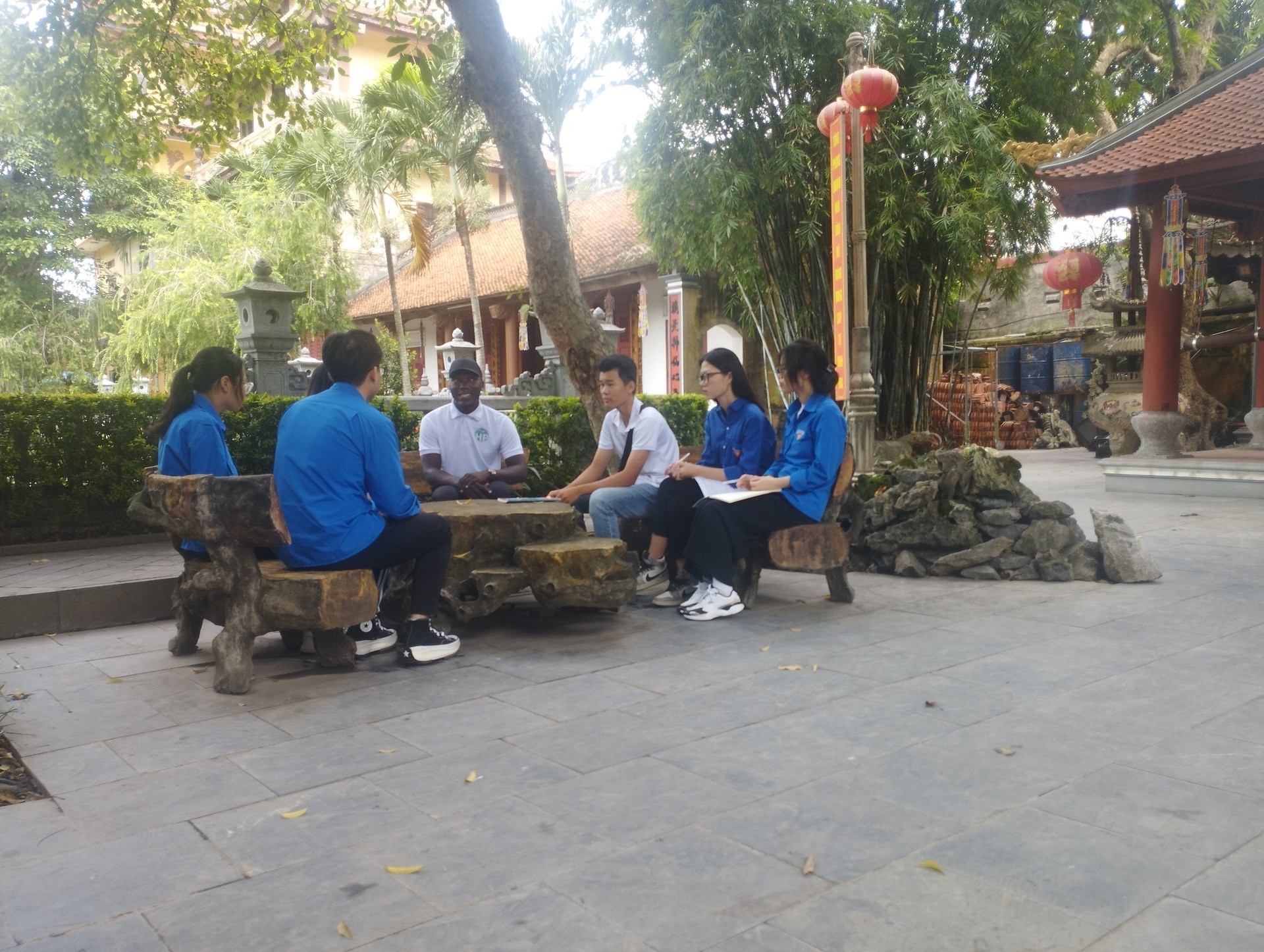 Ăn, ngủ với tiếng Anh ở English Homestay