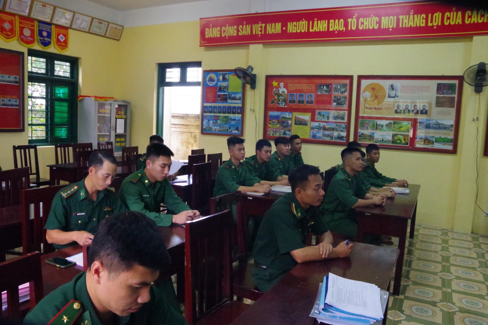 Đoàn TN BĐBP Thành phố tổ chức Hội nghị tham gia góp ý vào Văn kiện Đại hội cấp trên (2022-2027)
