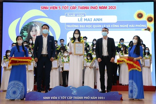 Lê Mai Anh, tấm gương tiêu biểu trong học tập và làm theo tư tưởng, đạo đức, phong cách Hồ Chí Minh