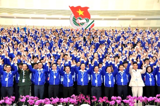 KHƠI DẬY KHÁT VỌNG PHÁT TRIỂN ĐẤT NƯỚC PHỒN VINH, HẠNH PHÚC TRONG ĐOÀN VIÊN, THANH NIÊN