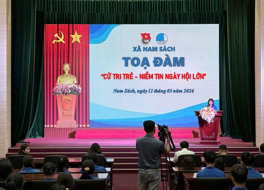 [Thanh niên với bầu cử] ĐOÀN THANH NIÊN XÃ NAM SÁCH TỔ CHỨC TỌA ĐÀM: "CỬ TRI TRẺ -  NIỀM TIN NGÀY HỘI LỚN"