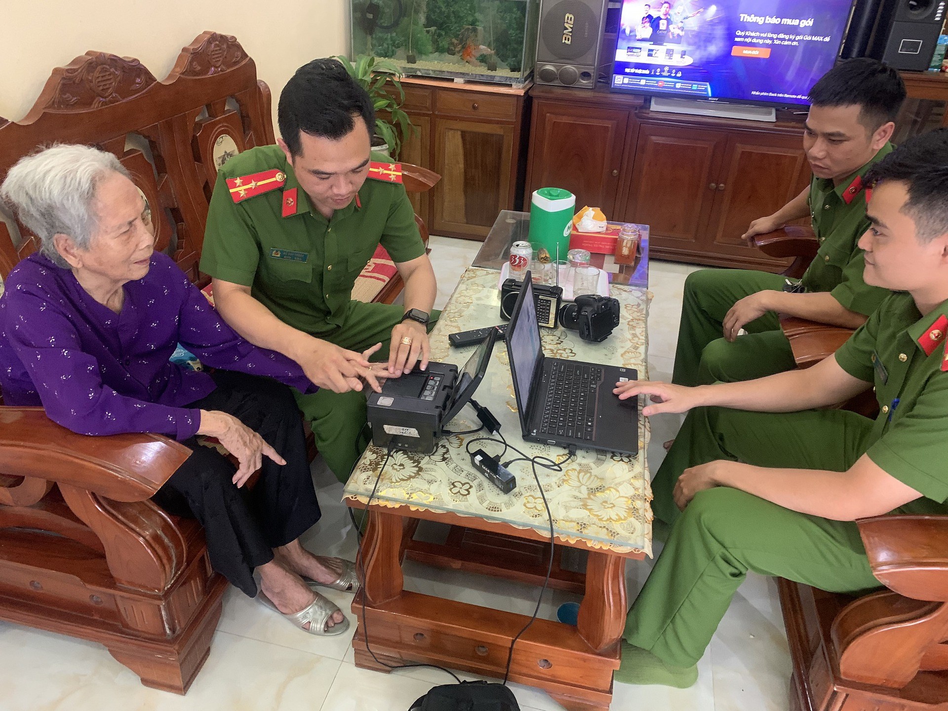 ĐOÀN THANH NIÊN CÔNG AN HUYỆN CÁT HẢI VỚI CHIẾN DỊCH HÀNH QUÂN XANH NĂM 2023 – TUỔI TRẺ CÔNG AN NHÂN DÂN XUNG KÍCH, TÌNH NGUYỆN VÌ CUỘC SỐNG CỘNG ĐỒNG