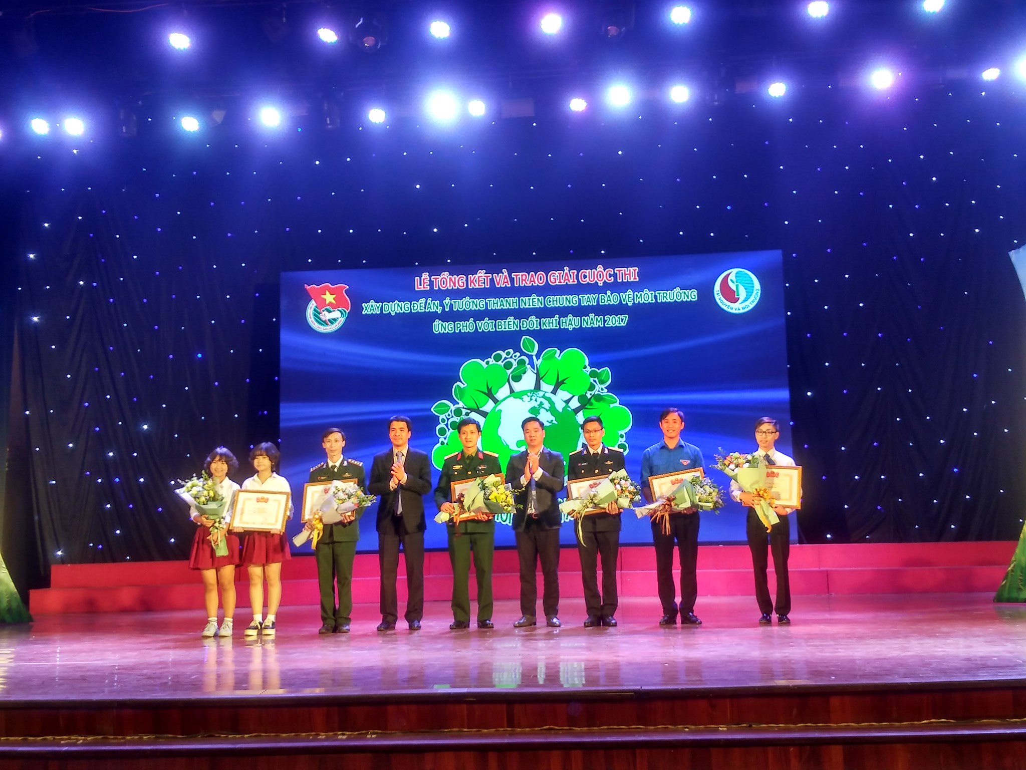 Lễ tổng kết và trao giải cuộc thi xây dựng đề án, ý tưởng thanh niên chung tay bảo vệ môi trường, ứng phó với biến đổi khí hậu năm 2017