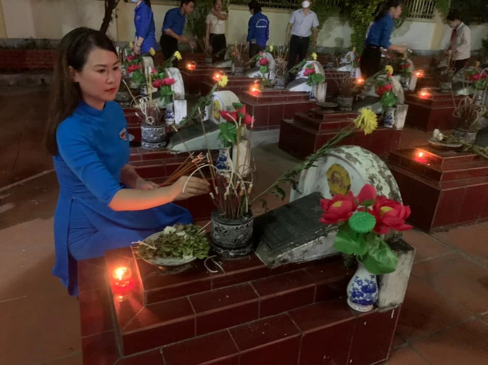LỄ THẮP NẾN TRI ÂN CÁC ANH HÙNG LIỆT SỸ NĂM 2022