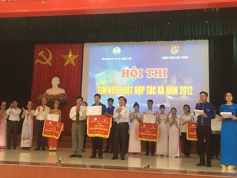 Hội thi “Tìm hiểu Luật Hợp tác xã năm 2012”
