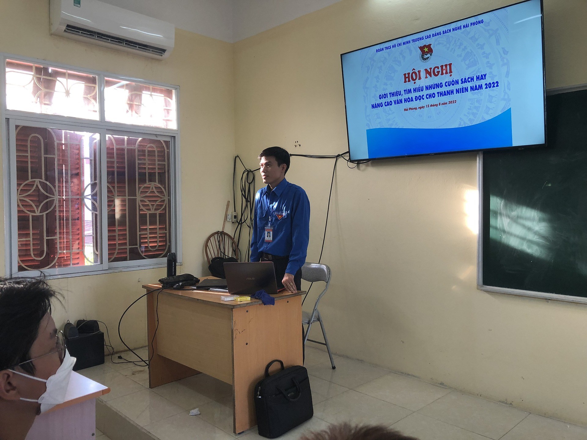 Đoàn Thanh niên Cao đẳng Bách nghệ tổ chức hoạt động hưởng ứng Ngày hội đọc sách 2022