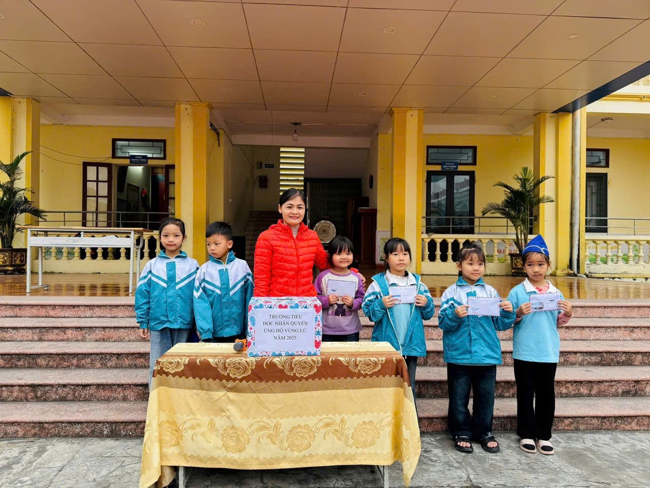 LIÊN ĐỘI TRƯỜNG TIỂU HỌC NHÂN QUYỀN – LAN TỎA YÊU THƯƠNG
