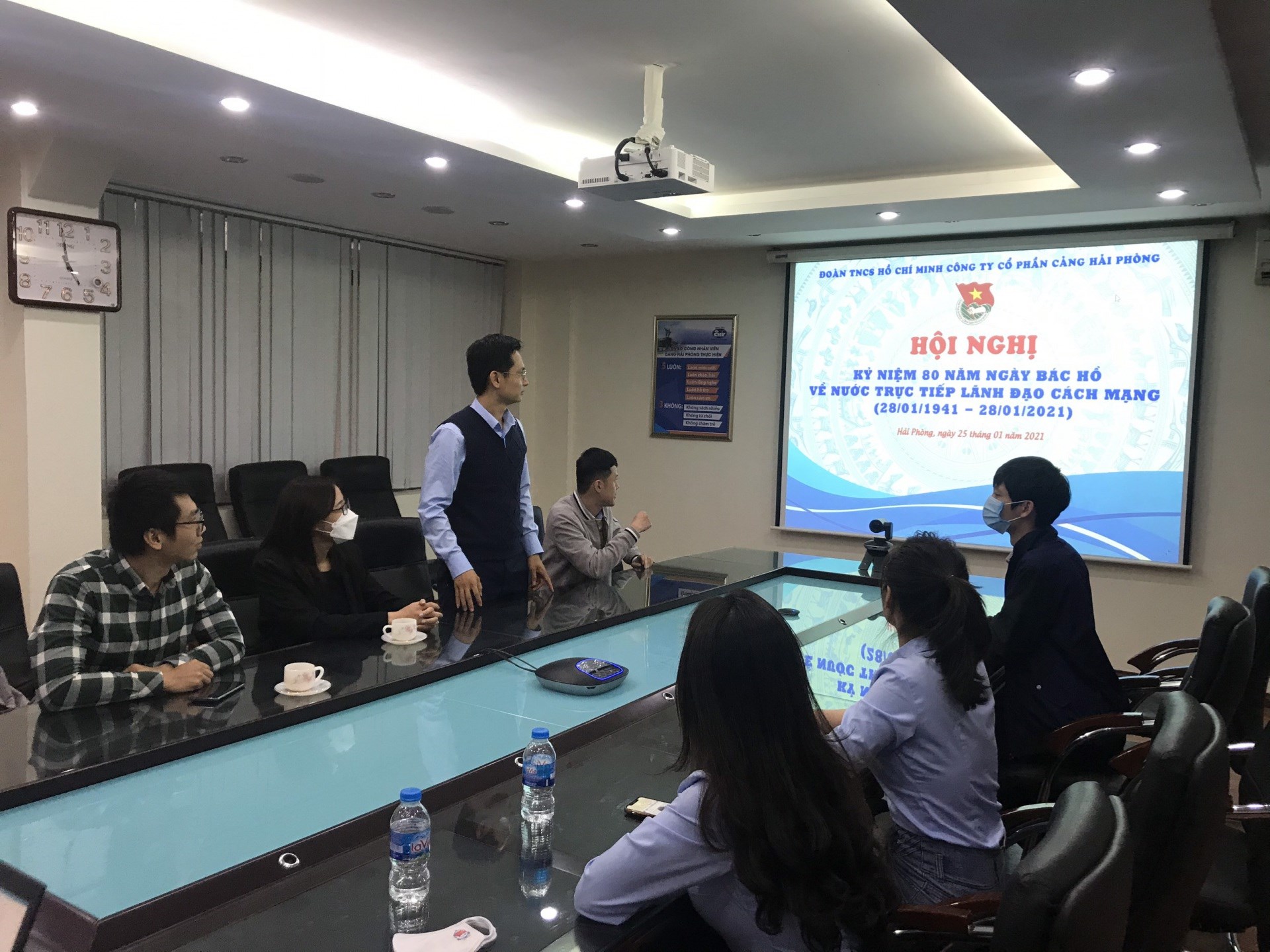 Đoàn Thanh niên Cảng Hải Phòng tổ chức Hội nghị Kỷ niệm 80 năm Ngày Bác Hồ về nước trực tiếp lãnh đạo cách mạng