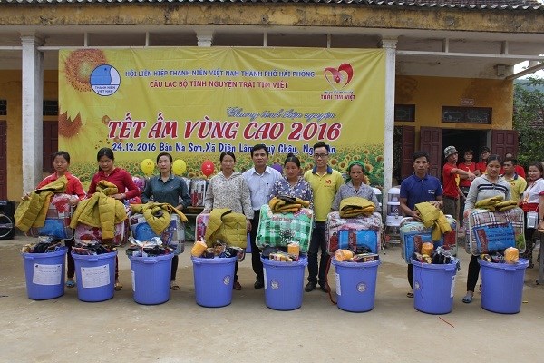 Tết ấm vùng cao 2016
