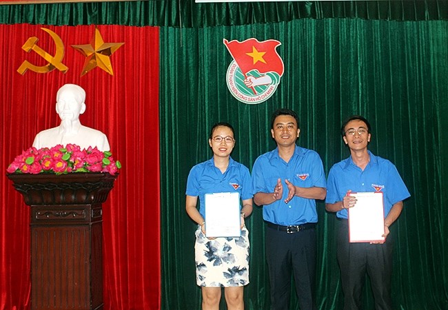 Ban Thường vụ Thành đoàn trao các quyết định bổ nhiệm cán bộ