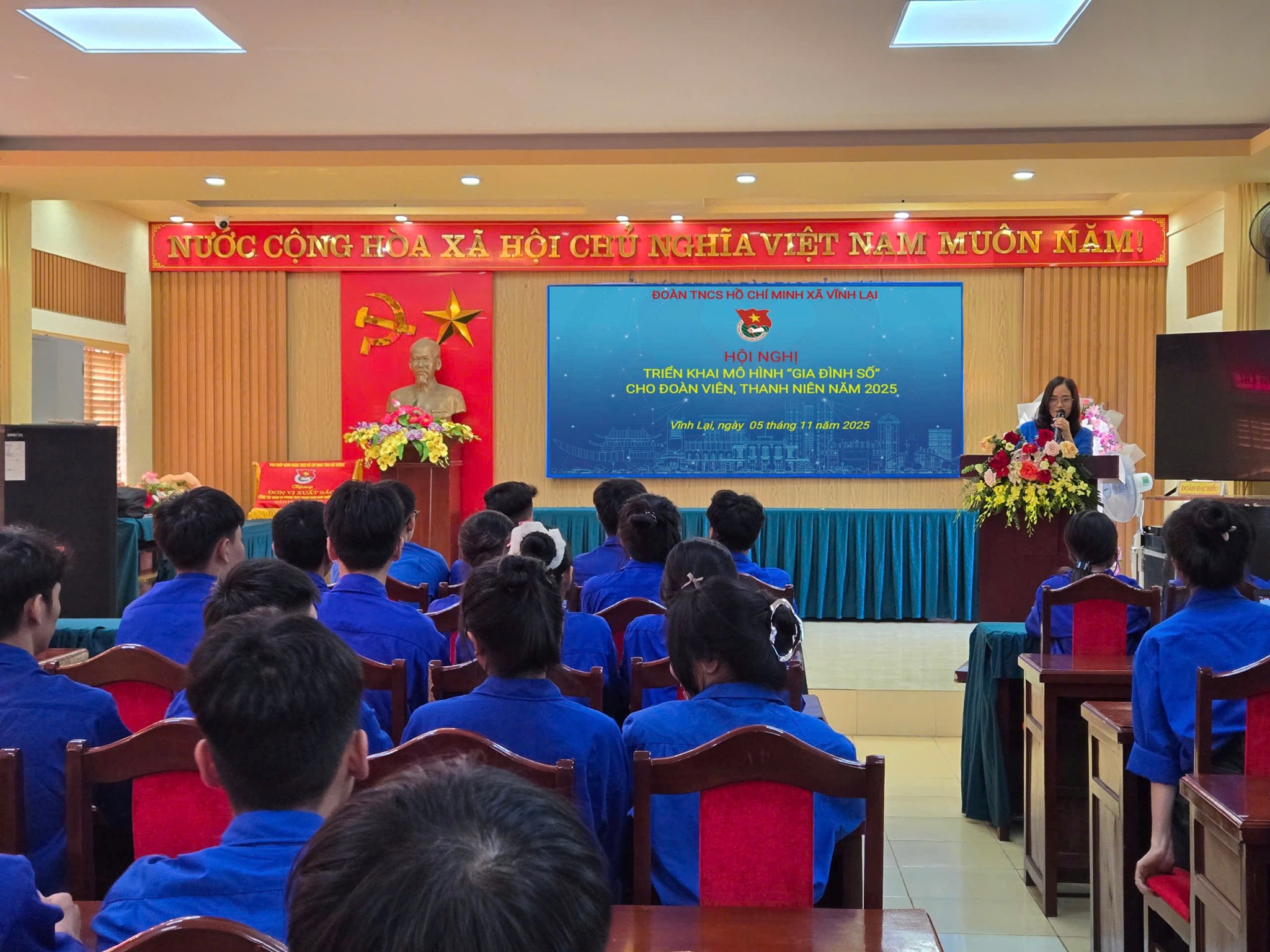VĨNH LẠI: TRIỂN KHAI MÔ HÌNH "GIA ĐÌNH SỐ"