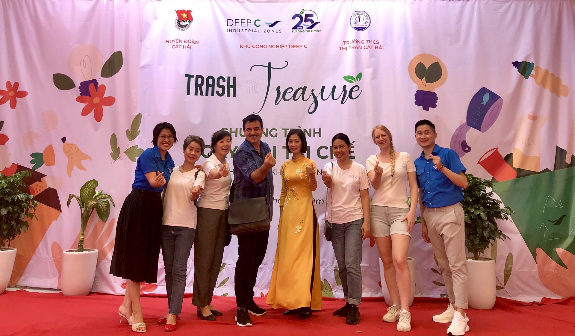 CHƯƠNG TRÌNH “NGÀY HỘI TÁI CHẾ - ĐỔI RÁC LẤY CÂY XANH VÀ TRIỂN KHAI MÔ HÌNH LỐP XE CỨU ĐUỐI” - HƯỞNG ỨNG NGÀY CHIẾN SĨ TÌNH NGUYỆN VÌ VĂN MINH ĐÔ THỊ NĂM 2022