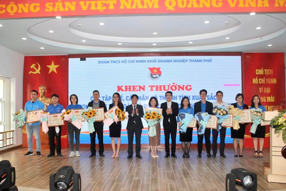 TẤM GƯƠNG HỌC TẬP VÀ LÀM THEO TƯ TƯỞNG, ĐẠO ĐỨC, PHONG CÁCH HỒ CHÍ MINH