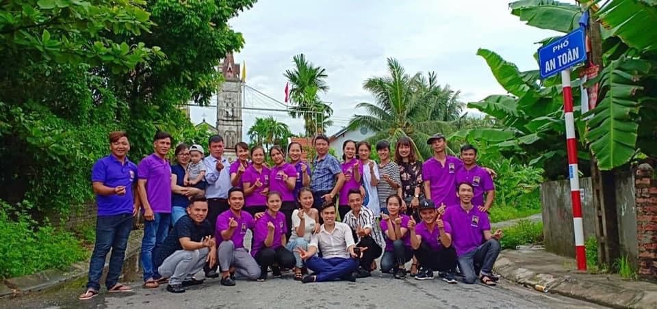 HOẠT ĐỘNG THU HÚT TẬP HỢP THANH NIÊN TÔN GIÁO, GIÚP ĐỠ THANH NIÊN YẾU THẾ