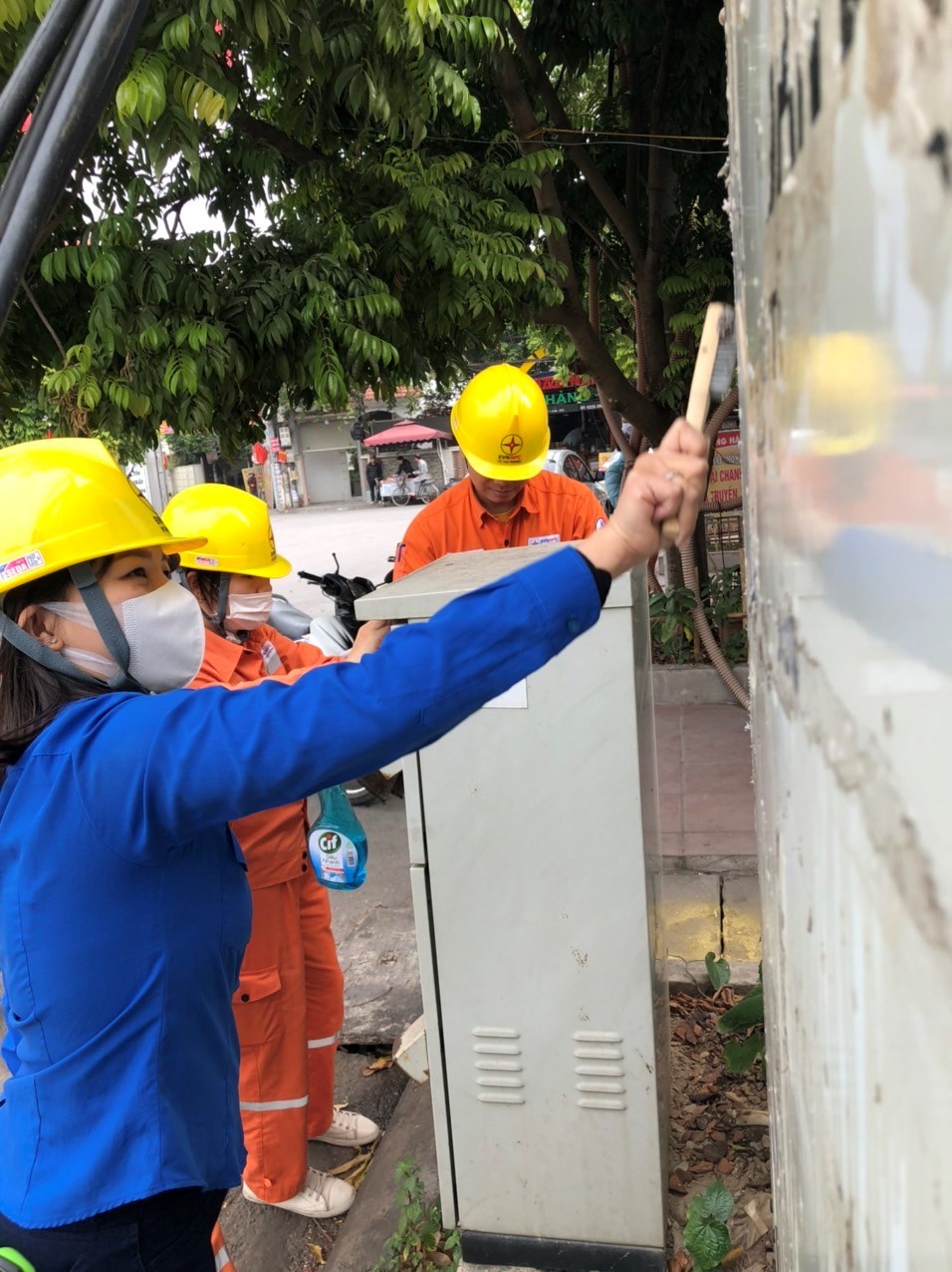 Tổ chức tập huấn chuyển giao kỹ thuật: Quy trình chăn nuôi gà ri lai cho cán bộ và học viên Cơ sở cai nghiện ma túy Gia Minh