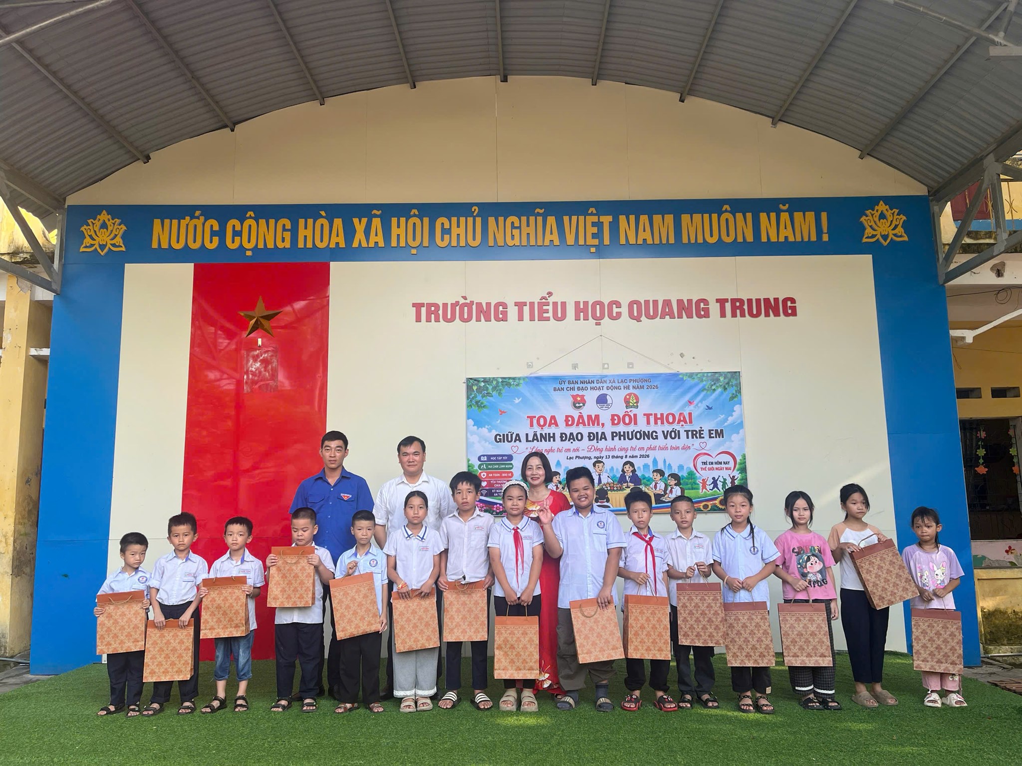 LẮNG NGHE TRẺ EM NÓI – ĐỒNG HÀNH CÙNG TRẺ EM PHÁT TRIỂN TOÀN DIỆN