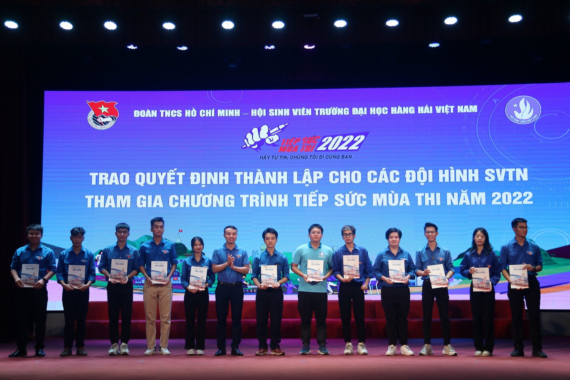 CHƯƠNG TRÌNH TẬP HUẤN SINH VIÊN TÌNH NGUYỆN TRƯỜNG ĐH HÀNG HẢI VIỆT NAM NĂM 2022