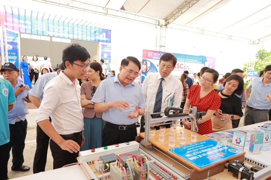 DỰ ÁN KHỞI NGHIỆP CỦA ĐOÀN VIÊN SINH VIÊN TRƯỜNG ĐHHP TẠI TECHFEST HAI PHONG