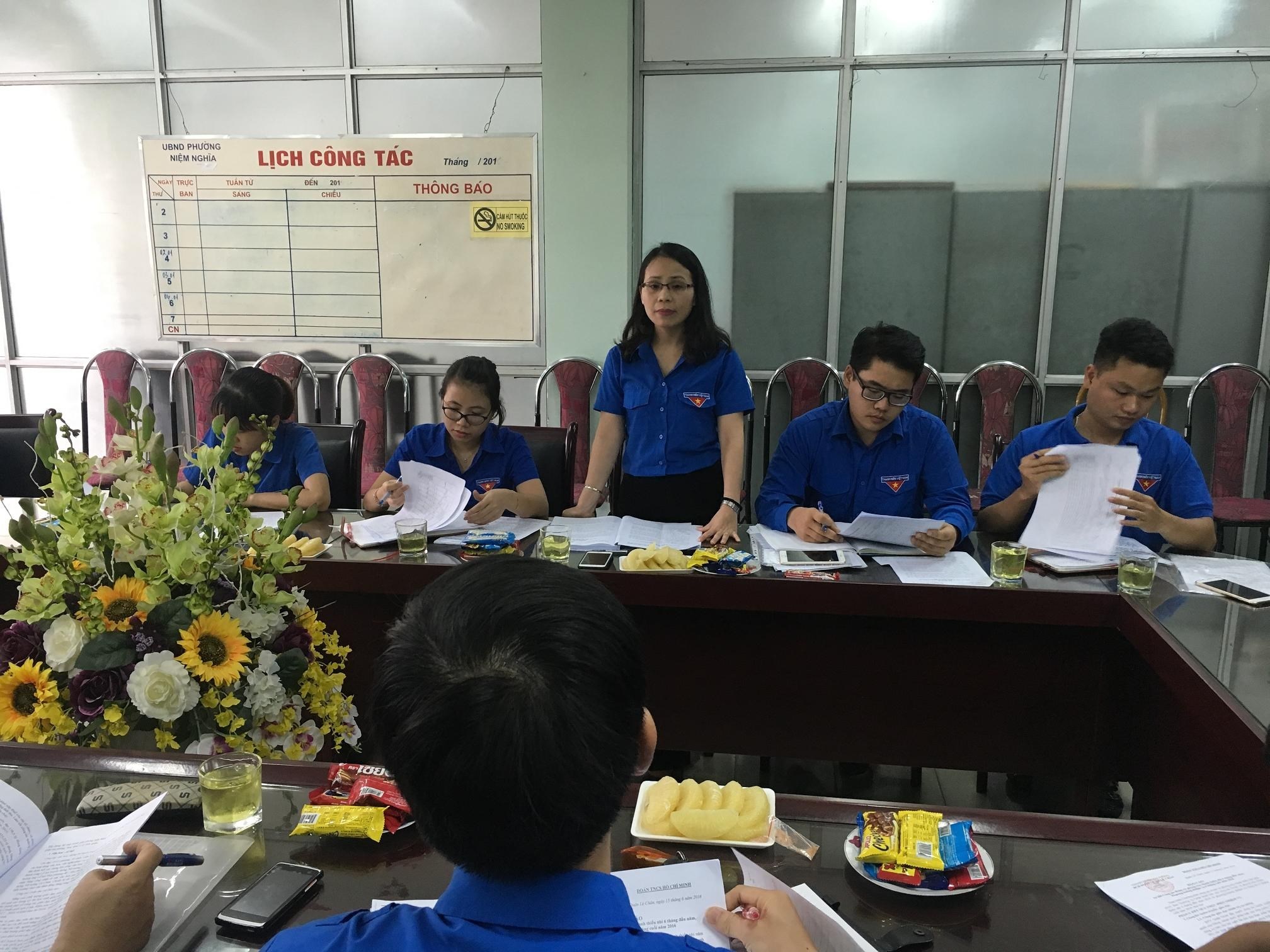 Kiểm tra công tác Đoàn và phong trào thanh thiếu nhi 6 tháng đầu năm 2016
