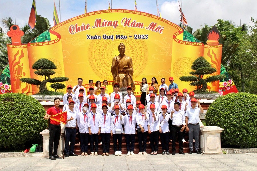 Ý nghĩa thiết thực từ chương trình du lịch văn hoá, lịch sử, trải nghiệm dành cho học sinh thành phố Hải Phòng