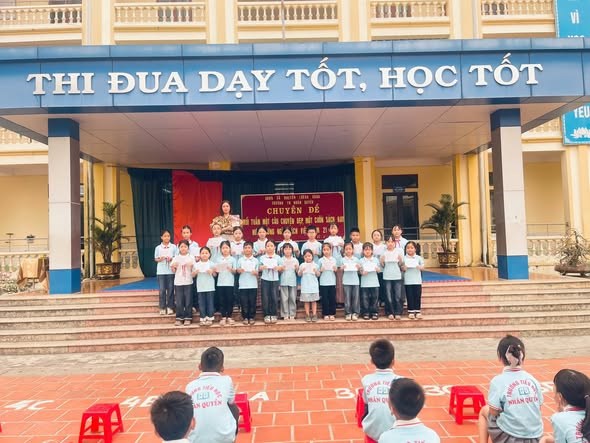 CHUYÊN ĐỀ: "MỖI TUẦN MỘT CÂU CHUYỆN ĐẸP, MỘT CUỐN SÁCH HAY"