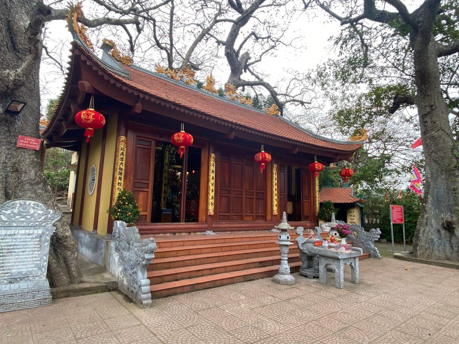 ĐỀN VẠN CHÀI PHƯỜNG VẠN HƯƠNG QUẬN ĐỒ SƠN