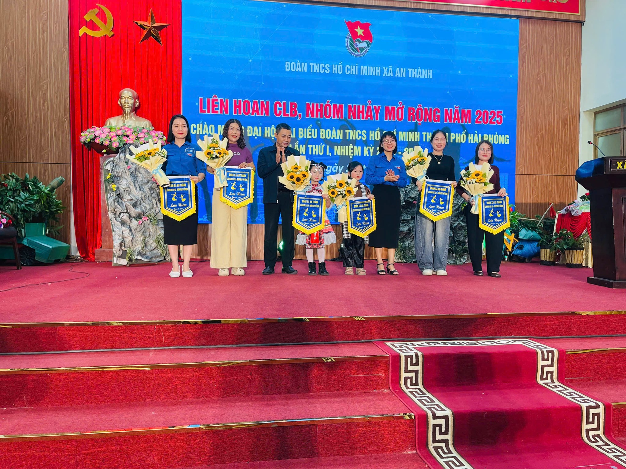 AN THÀNH: SÔI NỔI ĐÊM LIÊN HOAN CÂU LẠC BỘ, NHÓM NHẢY MỞ RỘNG NĂM 2025