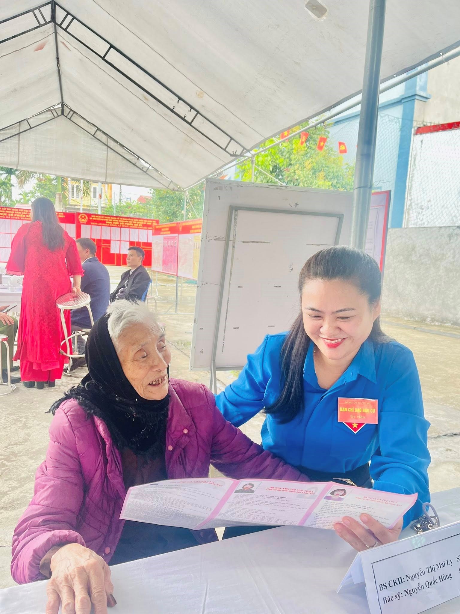 Tuổi trẻ Tứ Kỳ tích cực góp sức trẻ xung kích, tình nguyện trong Ngày hội non sông