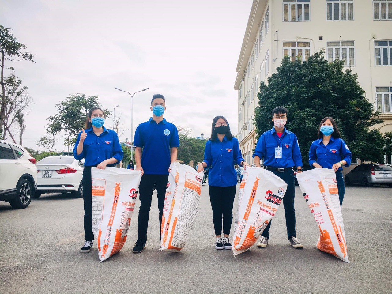 Đoàn TNCS Hồ Chí Minh Trường Đại Học Y Dược Hải Phòng hưởng ứng ngày Chủ Nhật Xanh 23/7/2023
