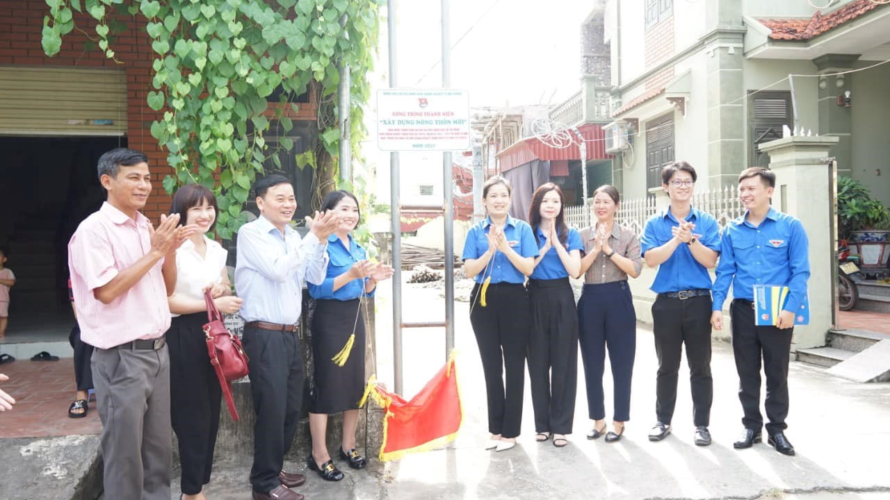 LỄ PHÁT ĐỘNG ĐỢT CAO ĐIỂM “TUỔI TRẺ HẢI PHÒNG CÙNG HÀNH ĐỘNG CHUNG TAY XÂY DỰNG NÔNG THÔN MỚI” NĂM 2022