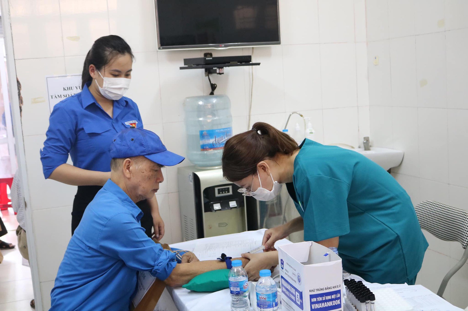 Tuổi trẻ Hồng Bàng tri ân các anh hùng liệt sĩ