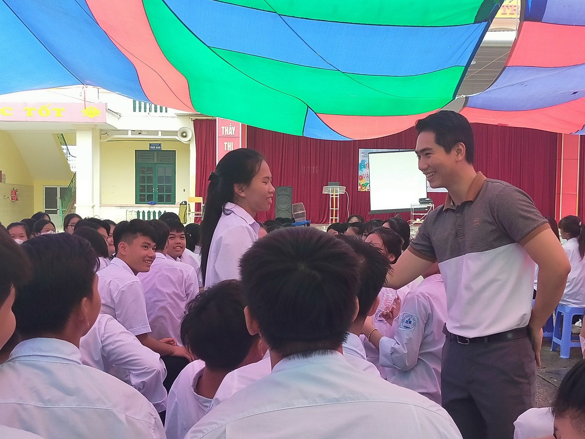 TUYÊN TRUYỀN GIÁO DỤC GIỚI TÍNH VÀ SỨC KHỎE SINH SẢN VỊ THÀNH NIÊN