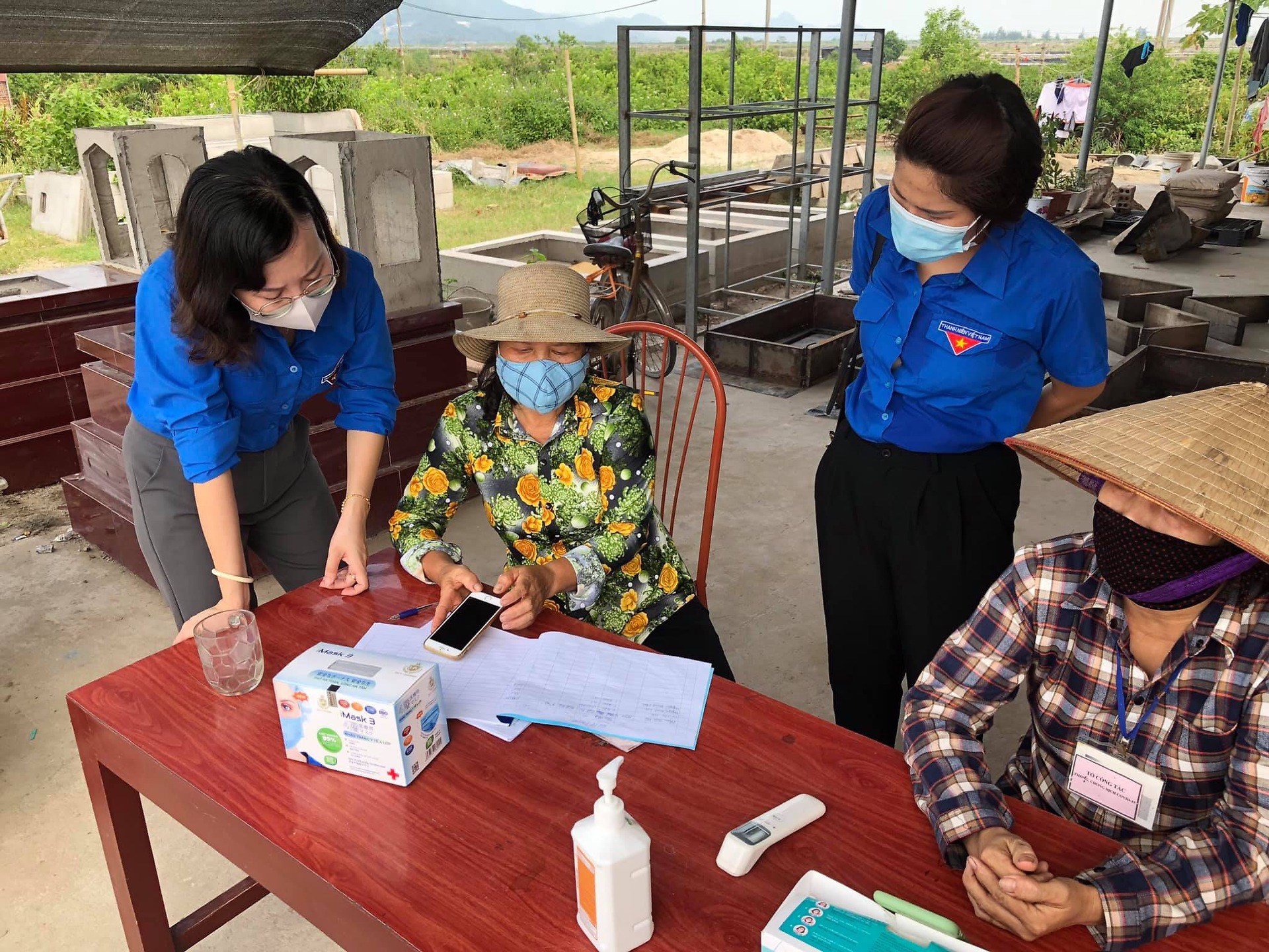TUỔI TRẺ CÁT HẢI TÍCH CỰC THAM GIA PHÒNG CHỐNG DỊCH