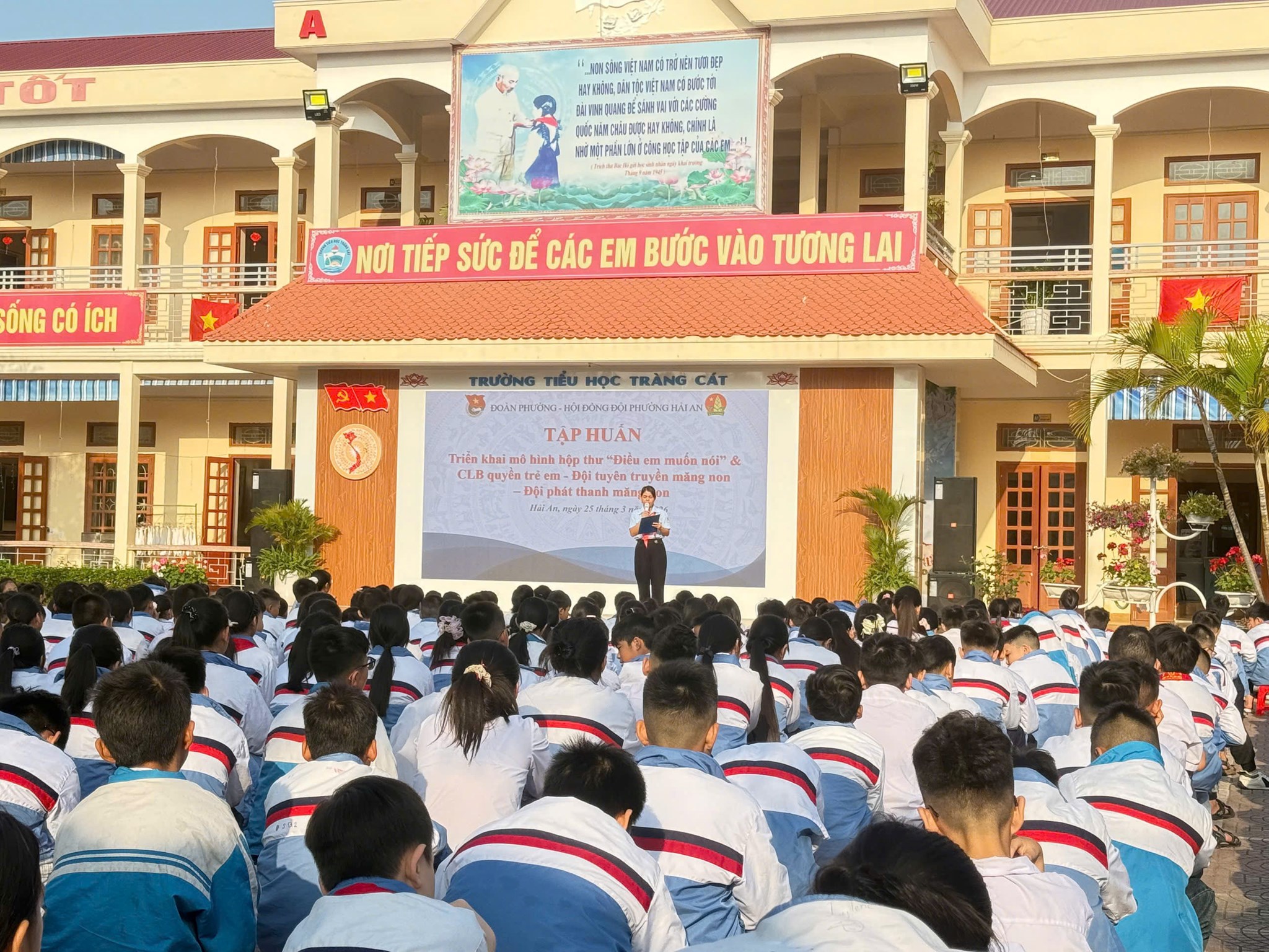 TẬP HUẤN TRIỂN KHAI MÔ HÌNH “ĐIỀU EM MUỐN NÓI” & CLB QUYỀN TRẺ EM – ĐỘI TUYÊN TRUYỀN MĂNG NON – ĐỘI PHÁT THANH MĂNG NON