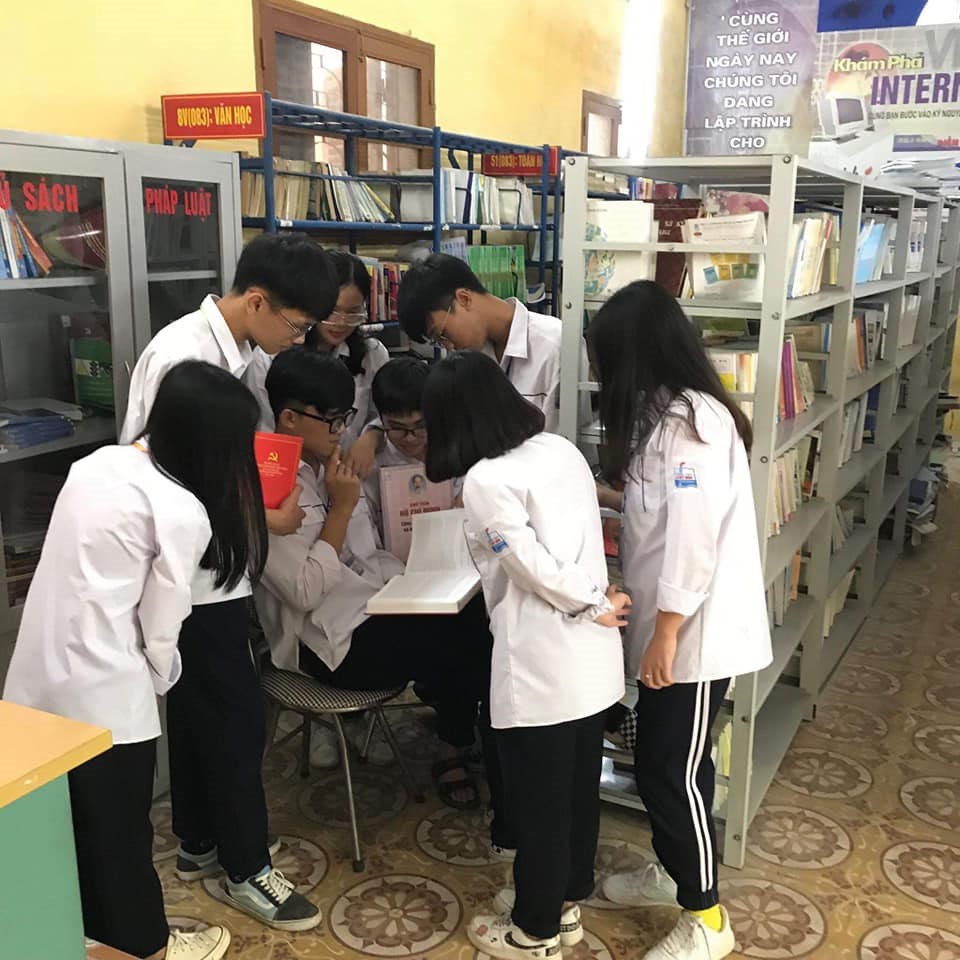 Quận đoàn Hải An chỉ đạo làm điểm tổ chức cho đoàn viên thanh niên sinh hoạt, thảo luận về các cuốn sách viết về Bác Hồ