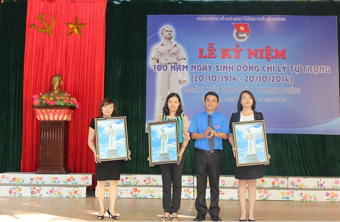 Kỷ niệm 100 năm Ngày sinh đồng chí Lý Tự Trọng