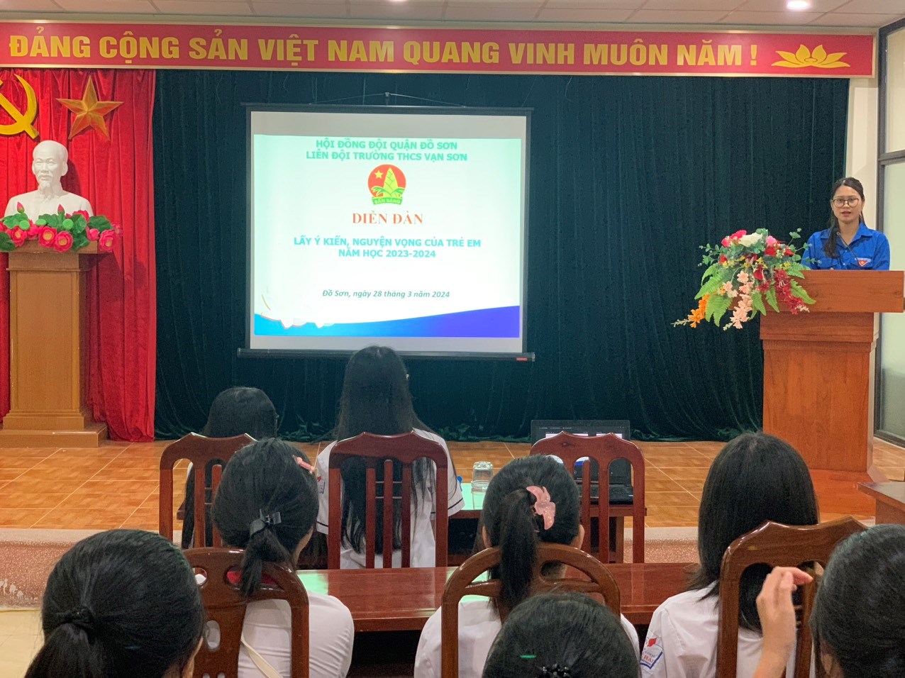 Liên đội trường THCS Vạn Sơn tổ chức Diễn đàn "Lấy ý kiến, nguyện vọng của trẻ em năm học 2023-2024"
