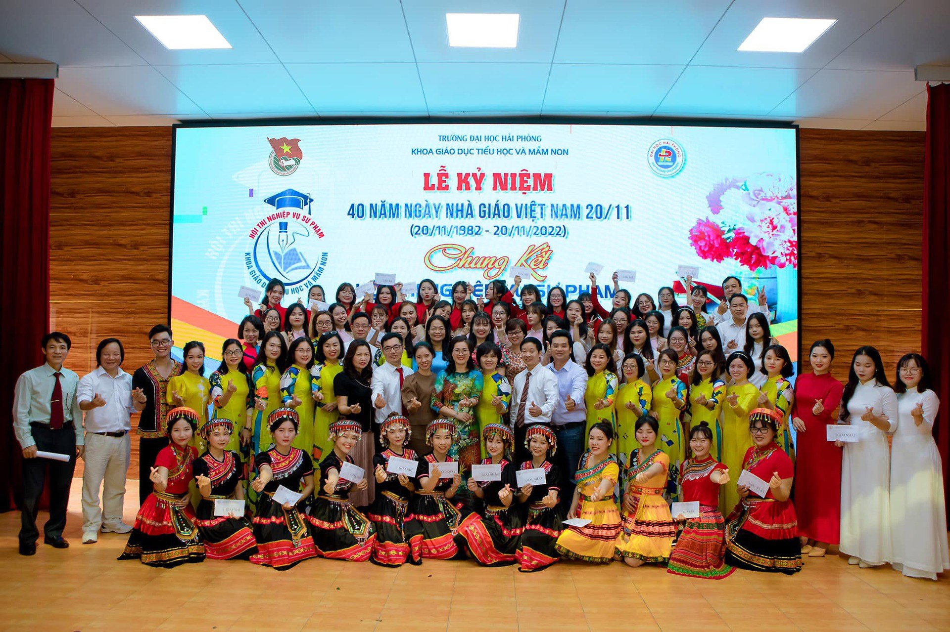 Nhân dịp kỷ niệm 40 năm ngày nhà giáo Việt Nam 20/11, Đoàn TNCS Hồ Chí Minh trường Đại học Hải Phòng phối hợp với Liên chi đoàn Khoa Giáo dục tiểu học và mầm non tổ chức Hội thi nghiệp vụ sư phạm giỏi năm 2022