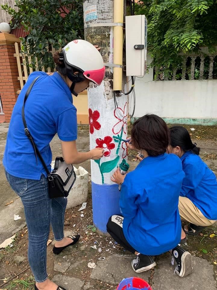 CÔNG TRÌNH THANH NIÊN "CỘT ĐIỆN NỞ HOA"