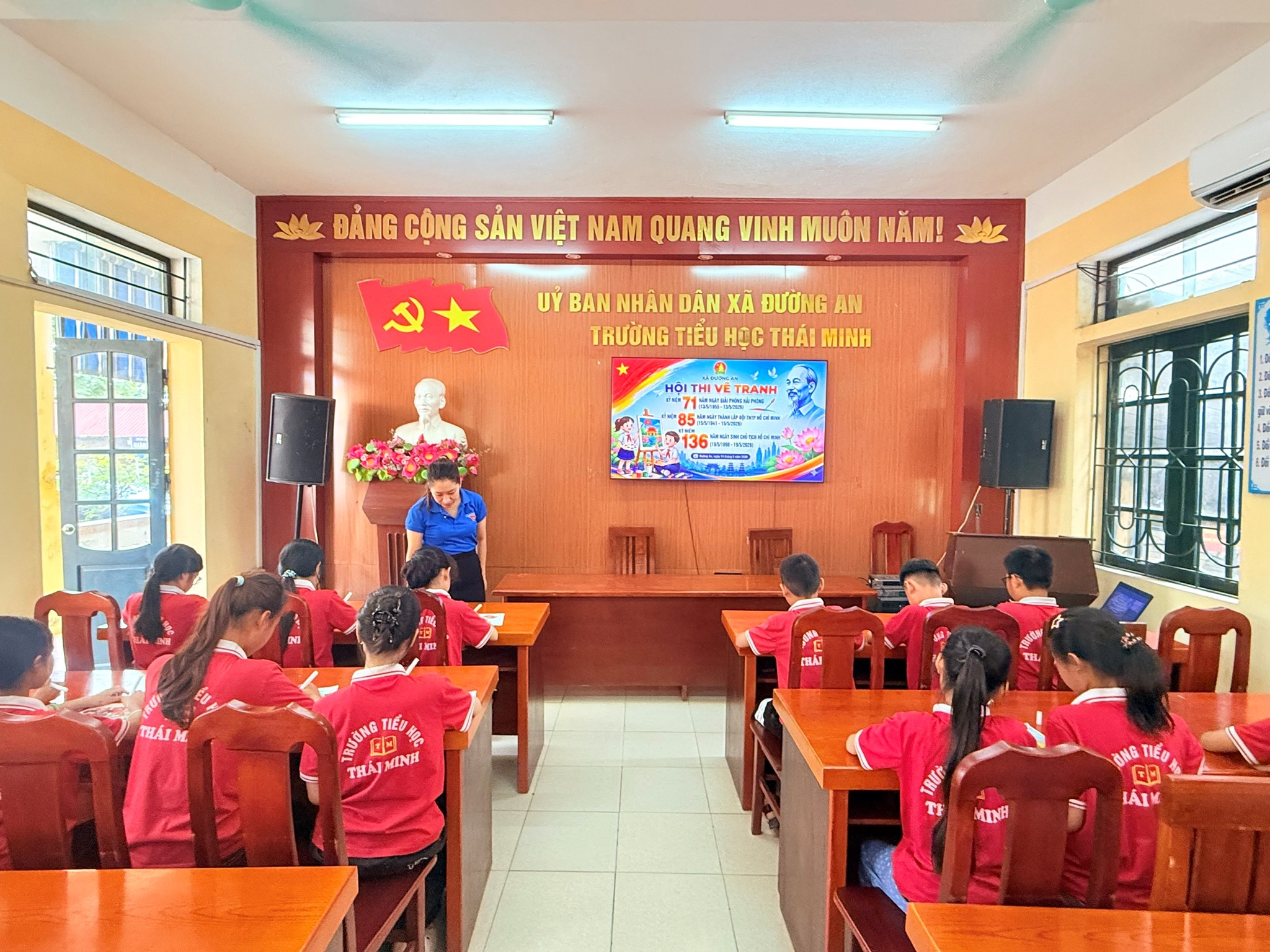 ĐƯỜNG AN: TỔ CHỨC HỘI THI VẼ TRANH CHÀO MỪNG KỶ NIỆM 71 NĂM NGÀY GIẢI PHÓNG HẢI PHÒNG (13/5/1955 - 13/5/2026), 85 NĂM NGÀY THÀNH LẬP ĐỘI TNTP HỒ CHÍ MINH (15/5/1941 - 15/5/2026) VÀ 136 NĂM NGÀY SINH CHỦ TỊCH HỒ CHÍ MINH (19/5/1890 - 19/5/2026)