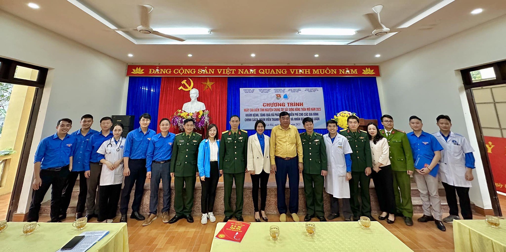 CHƯƠNG TRÌNH NGÀY CAO ĐIỂM TÌNH NGUYỆN CHUNG TAY XÂY DỰNG NÔNG THÔN MỚI NĂM 2023 – KHÁM BỆNH, TẶNG QUÀ VÀ PHÁT THUỐC MIỄN PHÍ CHO CÁC GIA ĐÌNH CHÍNH SÁCH, ĐOÀN VIÊN, THANH THIẾU NHI VÀ NHÂN DÂN XÃ GIA LUẬN