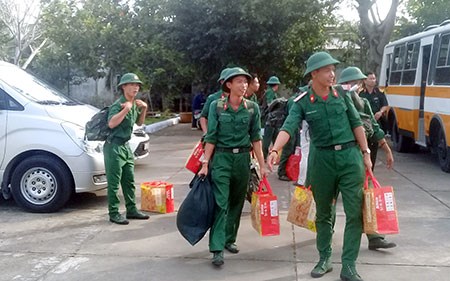 HUYỆN AN DƯƠNG - ĐÓN QUÂN NHÂN XUẤT NGŨ TRỞ VỀ ĐỊA PHƯƠNG NĂM 2021