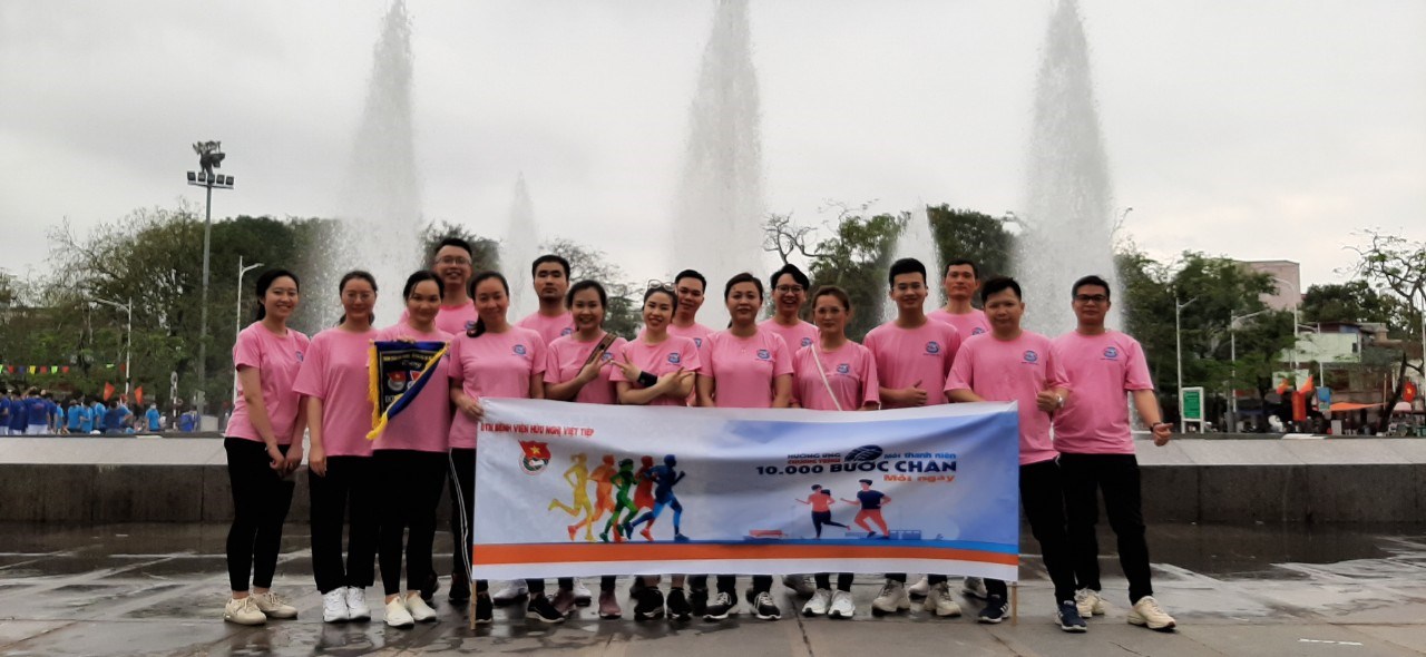 Đoàn thanh niên bệnh viện Hữu nghị Việt Tiệp triển khai Phong trào "Mỗi thanh niên 10.000 bước chân mỗi ngày"