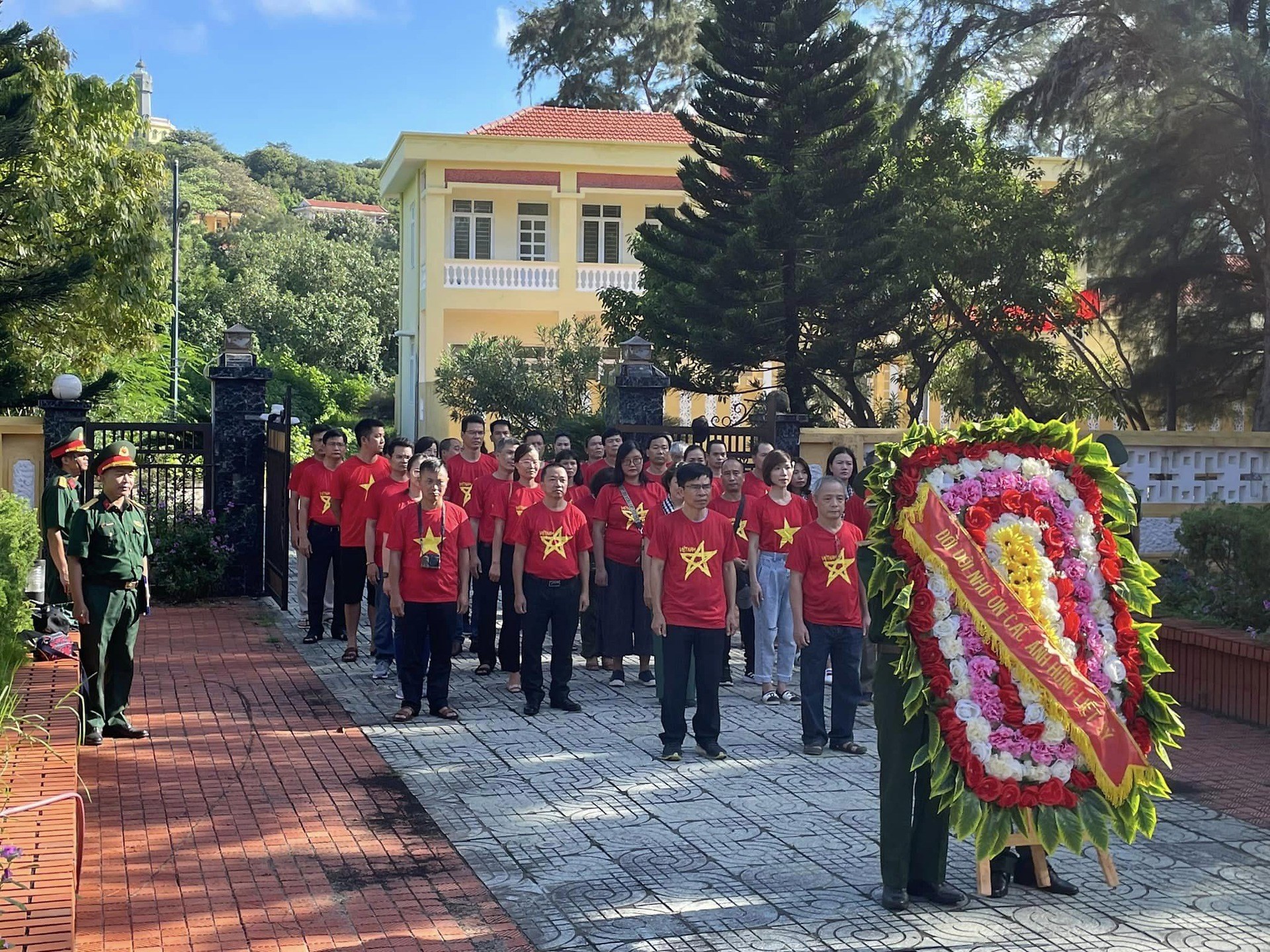 Hành trình Vì biển đảo quê hương chào mừng thành công Đại hội Đoàn thành phố
