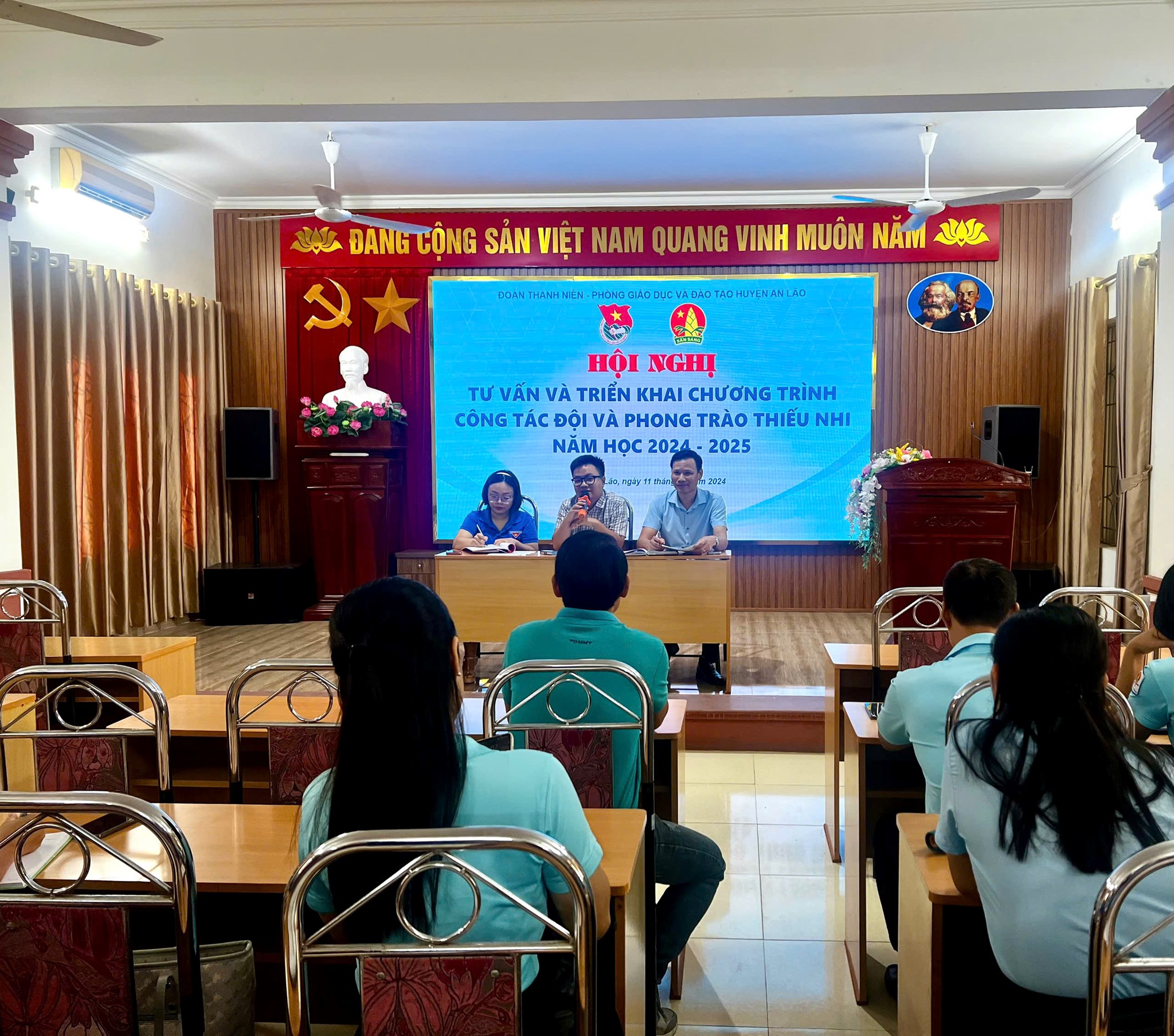 Hội nghị tư vấn Chương trình năm học 2024-2025, triển khai phong trào "Đọc và làm theo báo Đội"