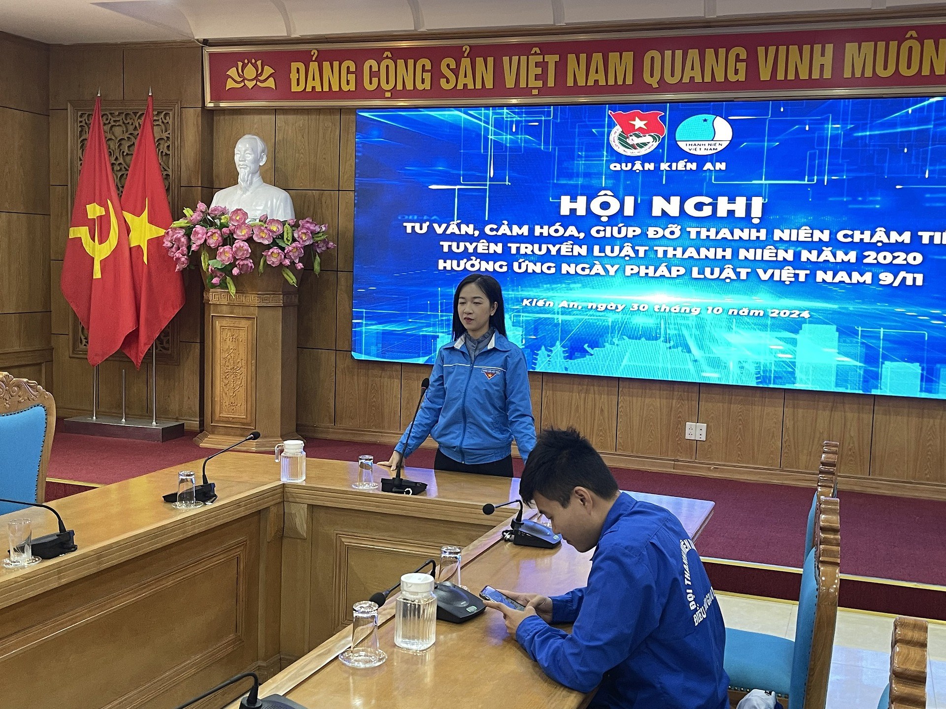 Hội nghị tư vấn, cảm hoá, giúp đỡ thanh niên chậm tiến và tuyên truyền Luật Thanh niên 2020; hưởng ứng Ngày pháp luật Việt Nam 9/11